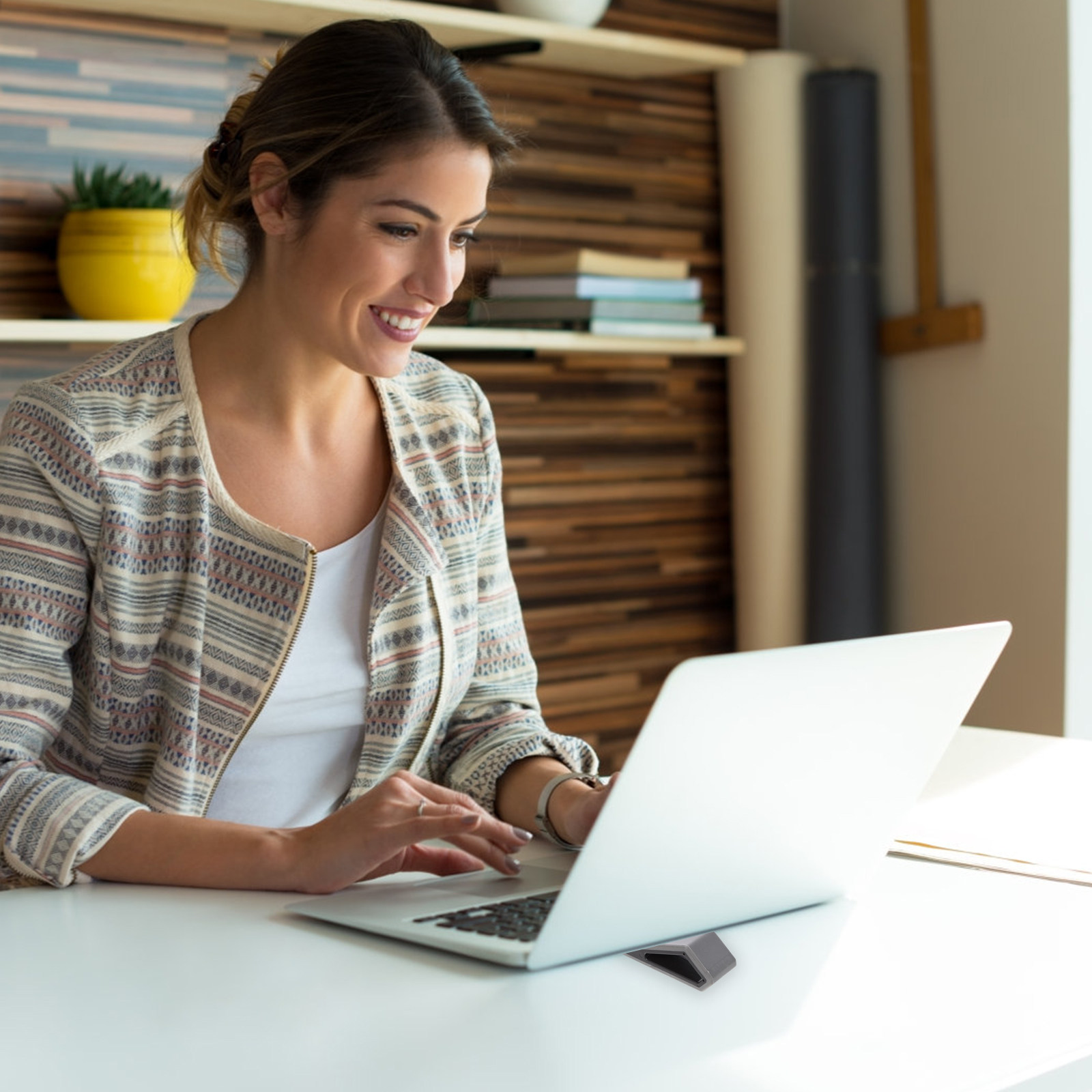 Desk Setup Ergonomics - 2 Suportes para Laptop com Altura